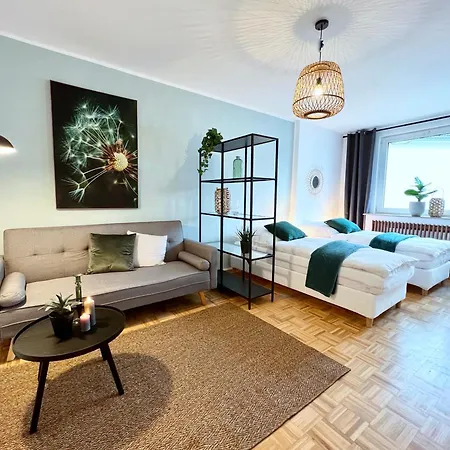 Sapphire Apartment: Free Parking + Netflix + Bathtub Essen Esterno foto